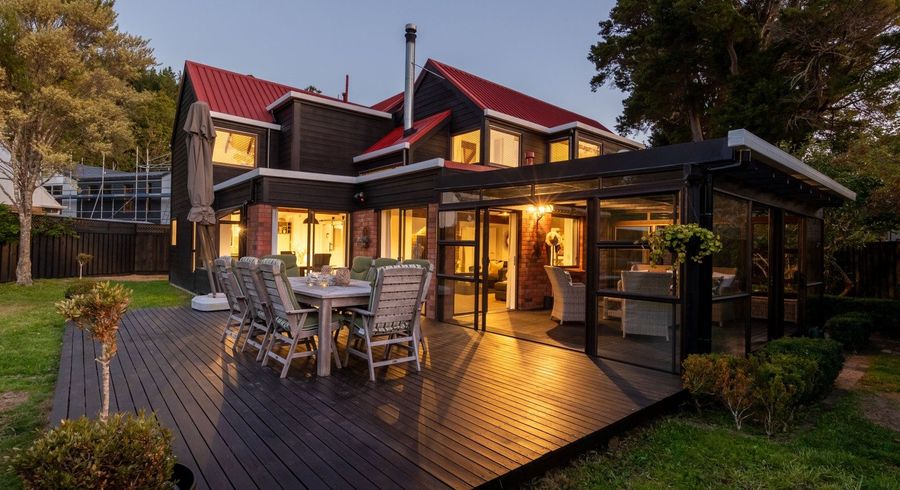  at 11 Johnswood Grove, Clouston Park, Upper Hutt, Wellington