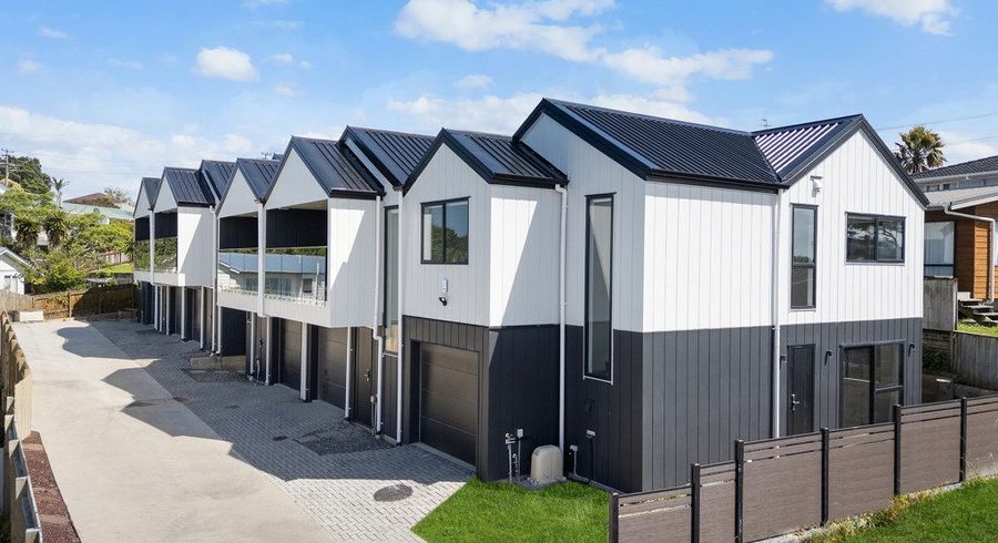  at Lot 5/3 Worthington Place, West Harbour, Waitakere City, Auckland