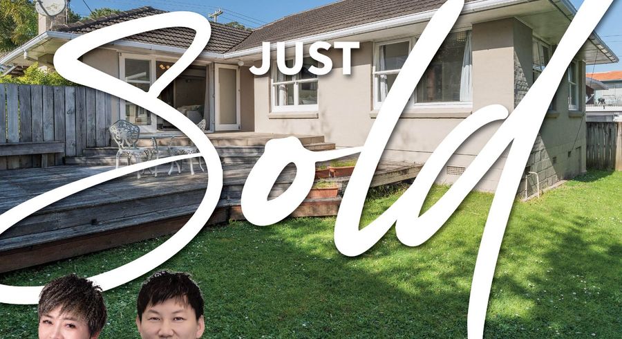  at 242 Forrest Hill Road, Forrest Hill, North Shore City, Auckland