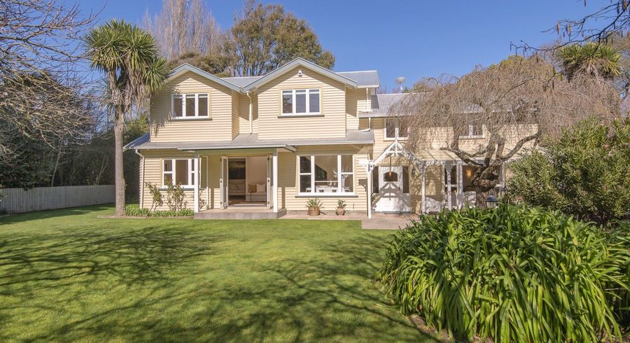  at 48 Longstaffs Road, Christchurch