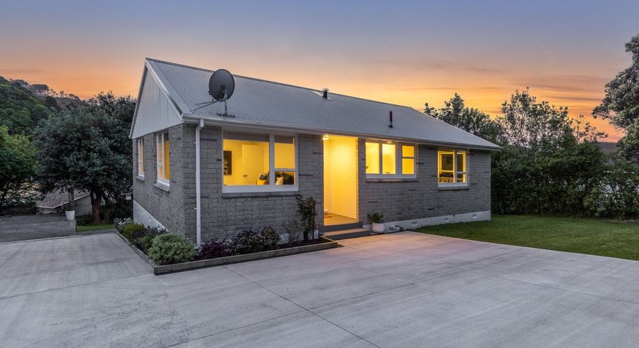  at 20 Mahinawa Street, Takapuwahia, Porirua, Wellington