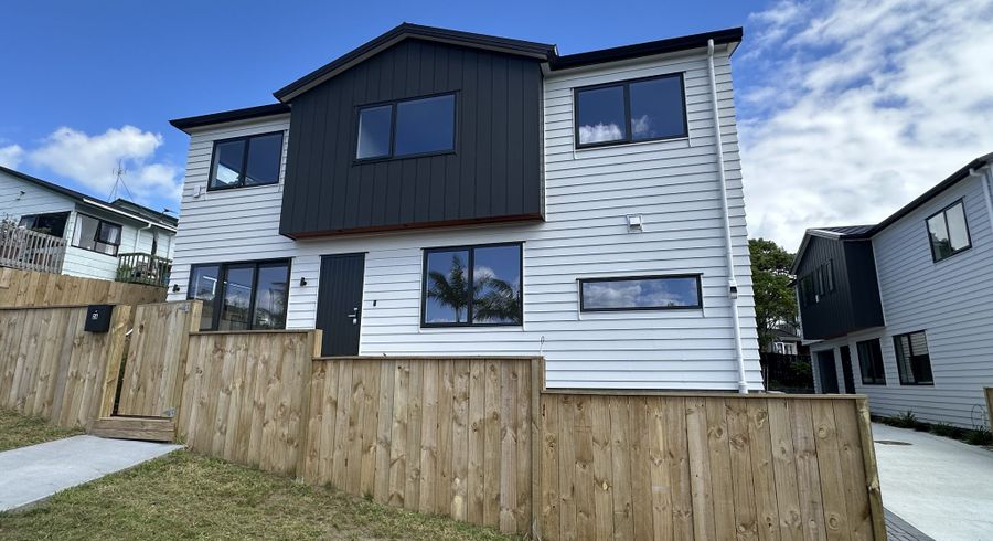  at 2A Dianthus Place, Browns Bay, North Shore City, Auckland