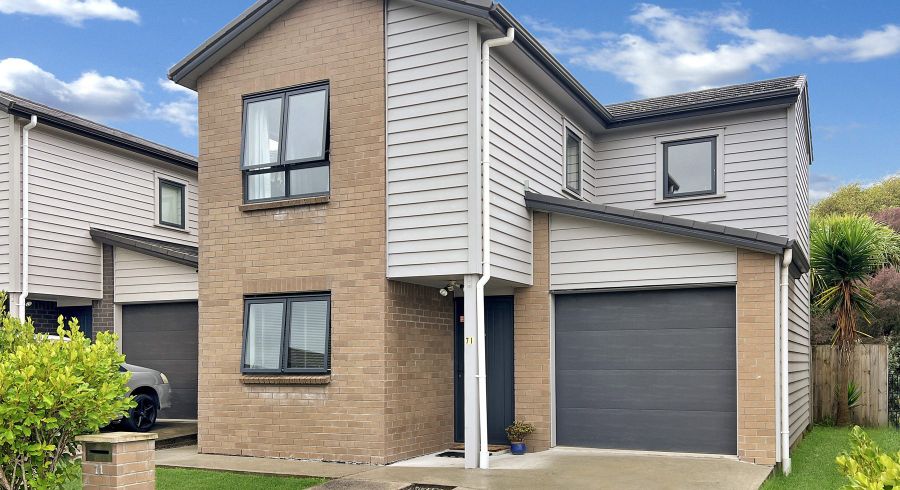  at 71 Kaimoana Street, Weymouth, Auckland