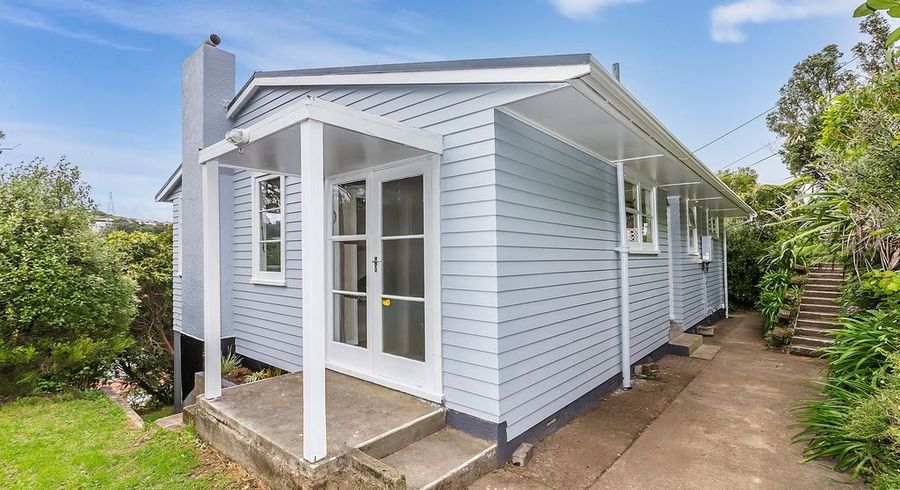  at 135 Ruskin Road, Newlands, Wellington, Wellington
