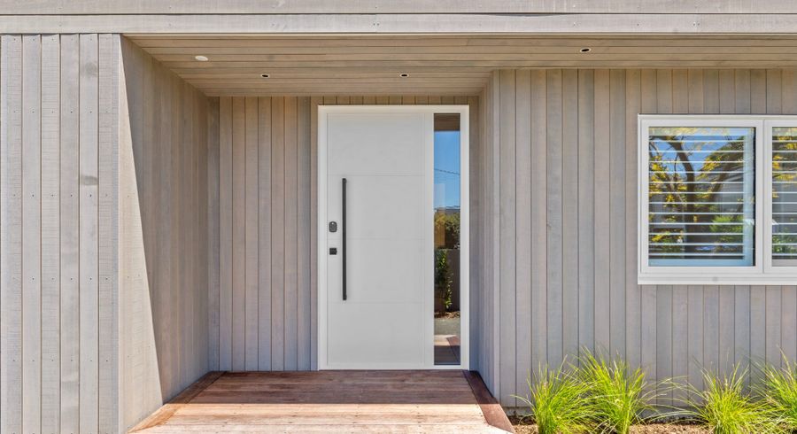  at 37A Parr Terrace, Castor Bay, Auckland