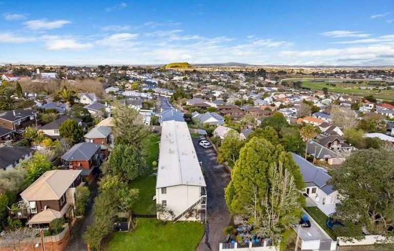 at 10/30 Ascot Avenue, Remuera, Auckland City, Auckland