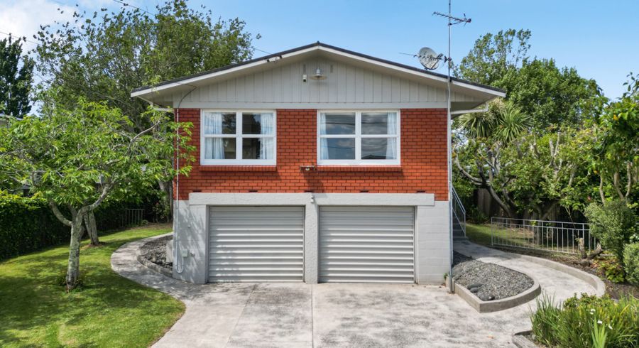  at 16 Wake Street, Chartwell, Hamilton