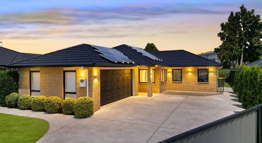  at 27 Stan Heather Drive, Glenview, Hamilton, Waikato