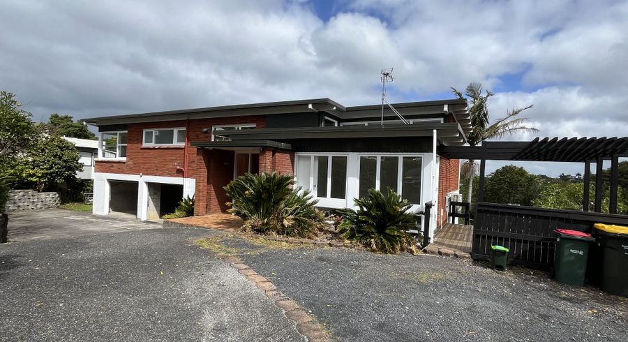  at 25 Dudding Avenue, Northcote, North Shore City, Auckland