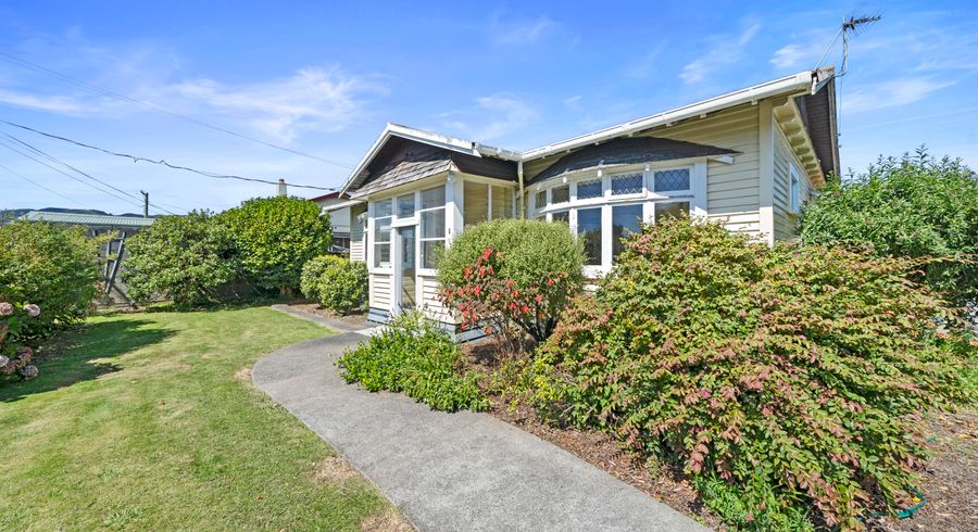  at 6 Burnham Street, Petone, Lower Hutt