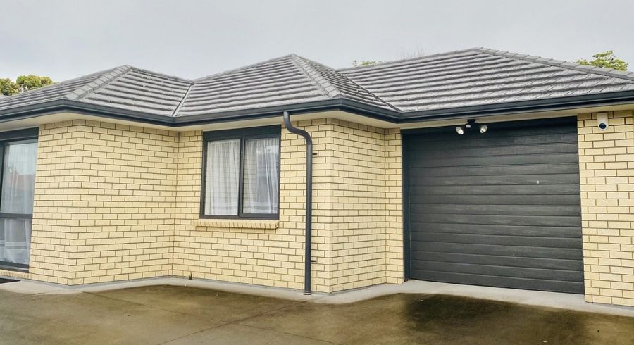  at 86b Farquhar Road, Glendene, Waitakere City, Auckland