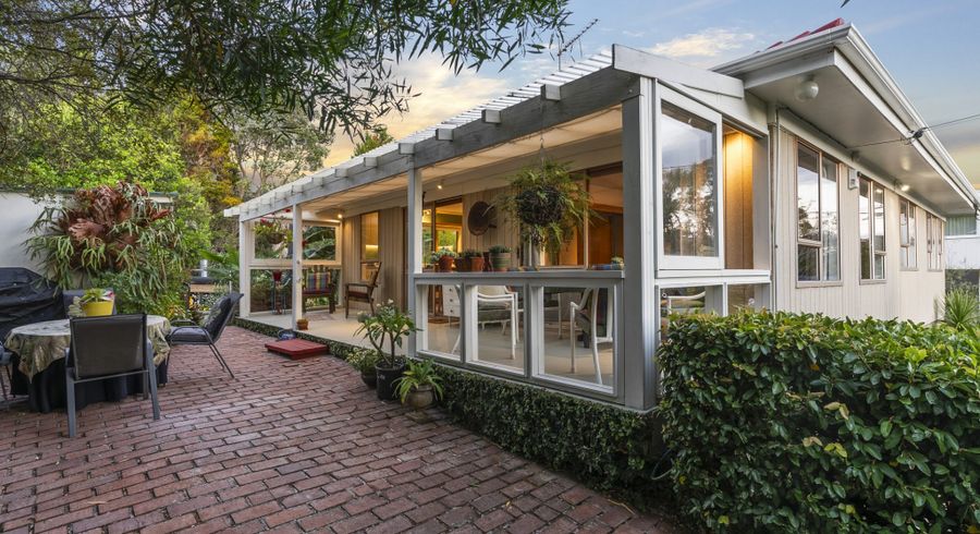  at 7 Seaton Road, Murrays Bay, North Shore City, Auckland
