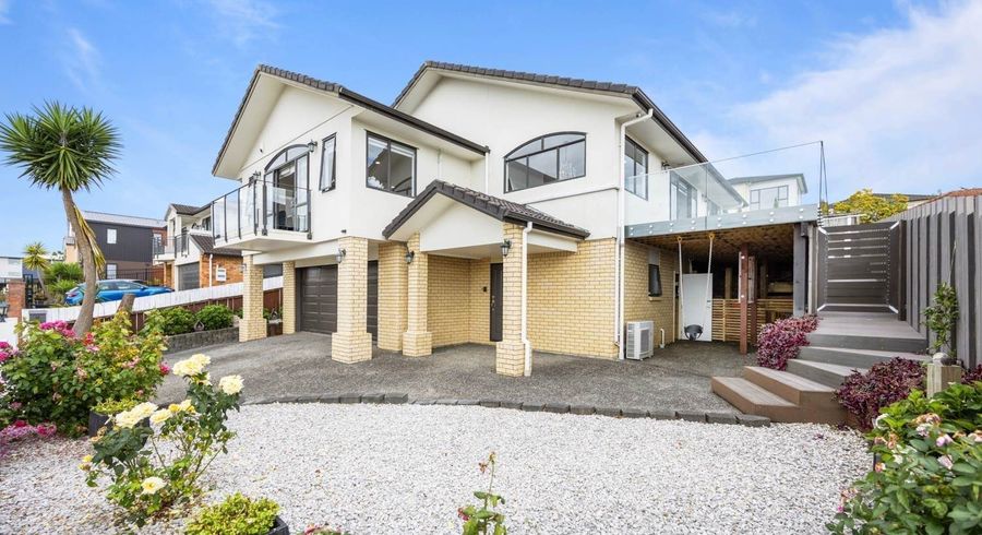  at 49 Saralee Drive, Manurewa, Manukau City, Auckland