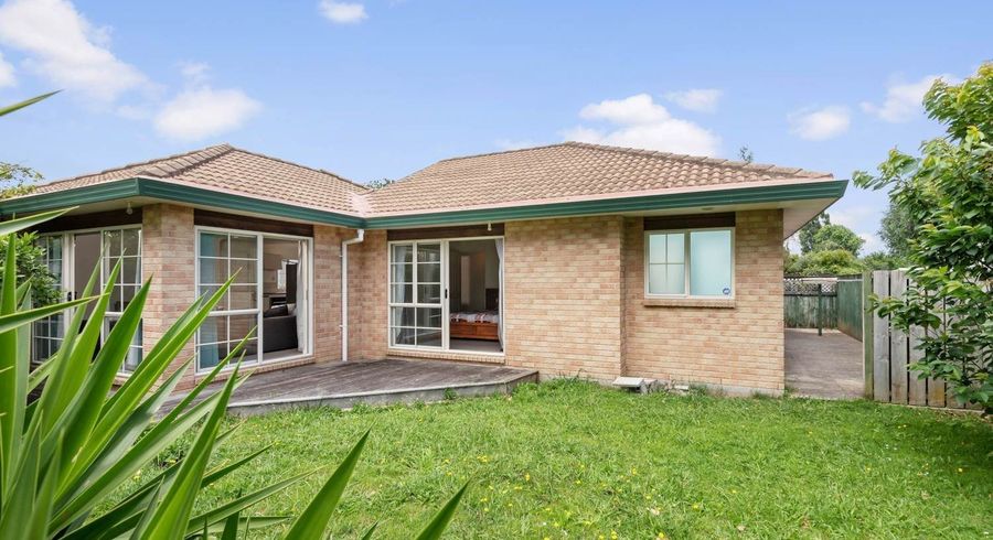  at 2/75 Jellicoe Road, Manurewa, Auckland