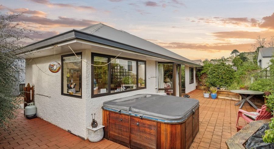  at 94E Stevenson Avenue, Sawyers Bay, Dunedin