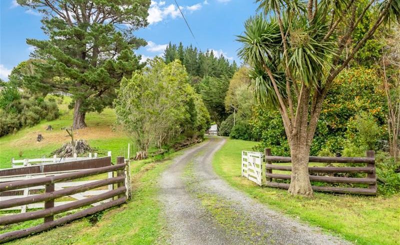  at 31 Crowther Road, Wainuiomata, Lower Hutt