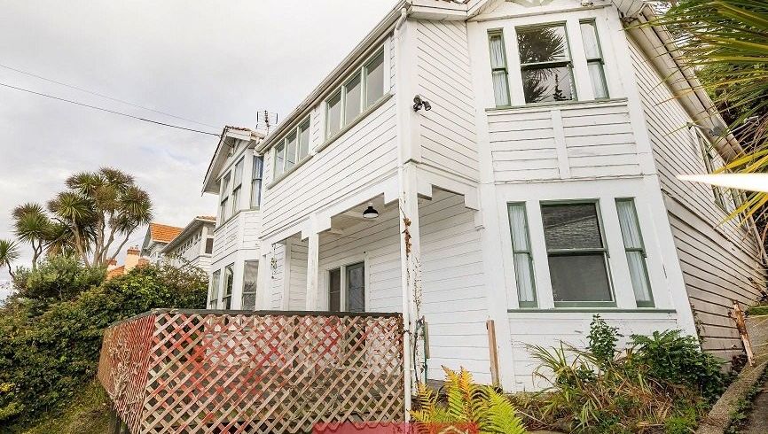  at 32 Norfolk Street, Saint Clair, Dunedin, Otago