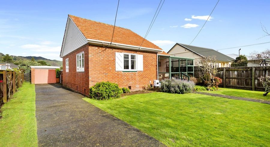  at 24 Douglas Street, Waiwhetu, Lower Hutt