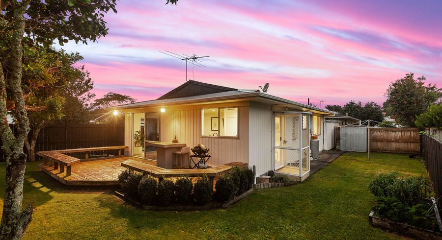  at 1/53 Tabitha Crescent, Henderson, Waitakere City, Auckland