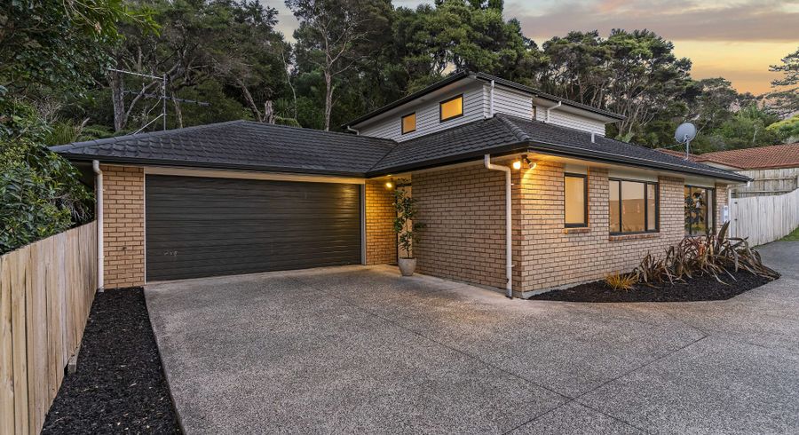  at 35 Heathglen Place, Bayview, Auckland