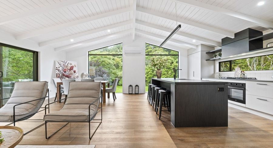  at 11 Marina Grove, Frankleigh Park, New Plymouth