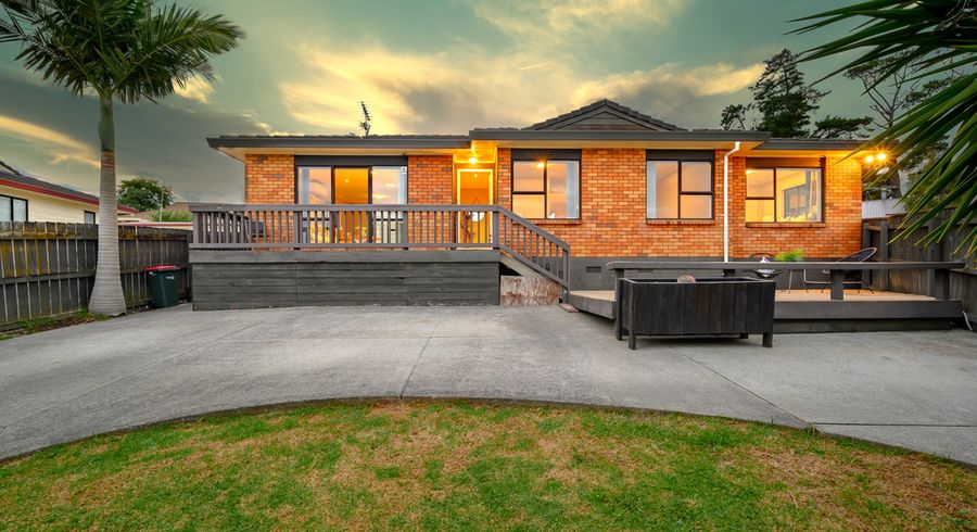  at 32 De Quincey Terrace, Highland Park, Auckland