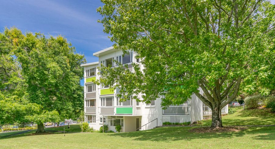  at 4/87 Beresford Street West, Freemans Bay, Auckland