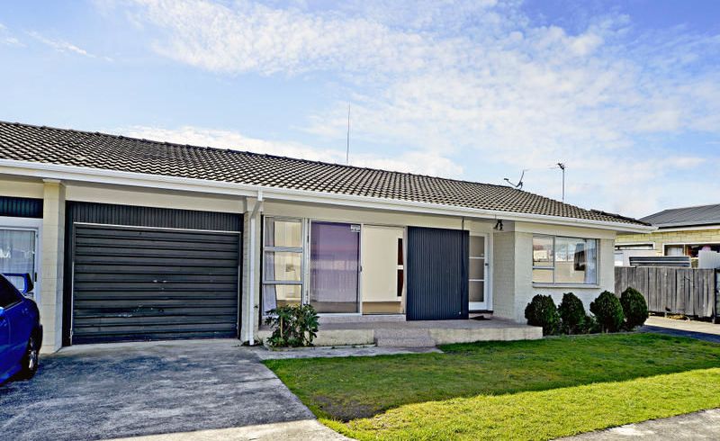  at 1/126 Clevedon Road, Papakura