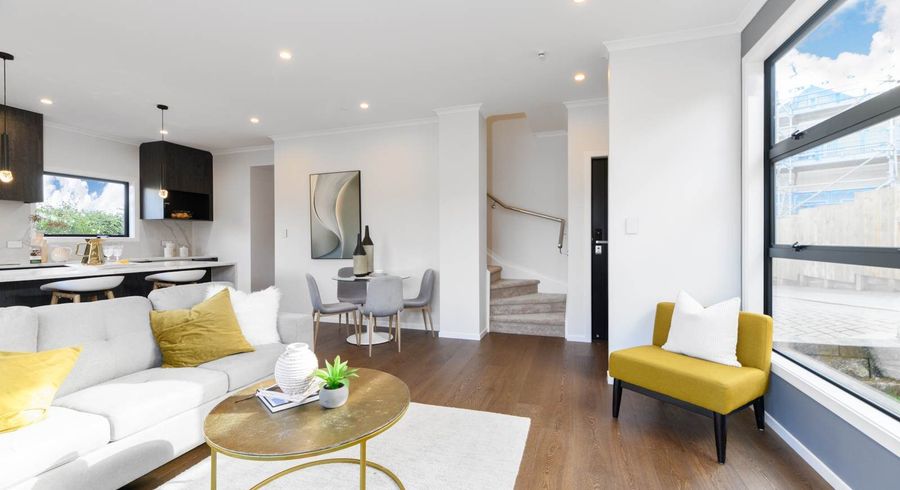  at 9 Camrose Place, Glenfield, North Shore City, Auckland