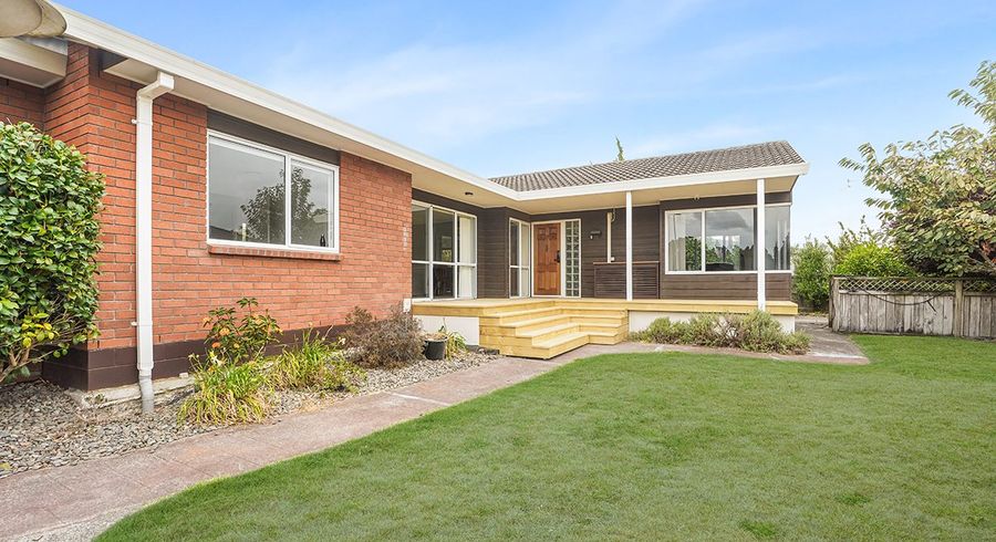  at 31 Hastings Place, Hamilton Lake, Hamilton