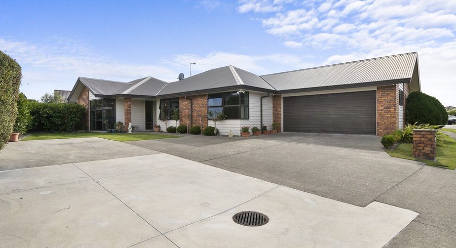  at 11 Geneva Terrace, Kelvin Grove, Palmerston North, Manawatu / Whanganui