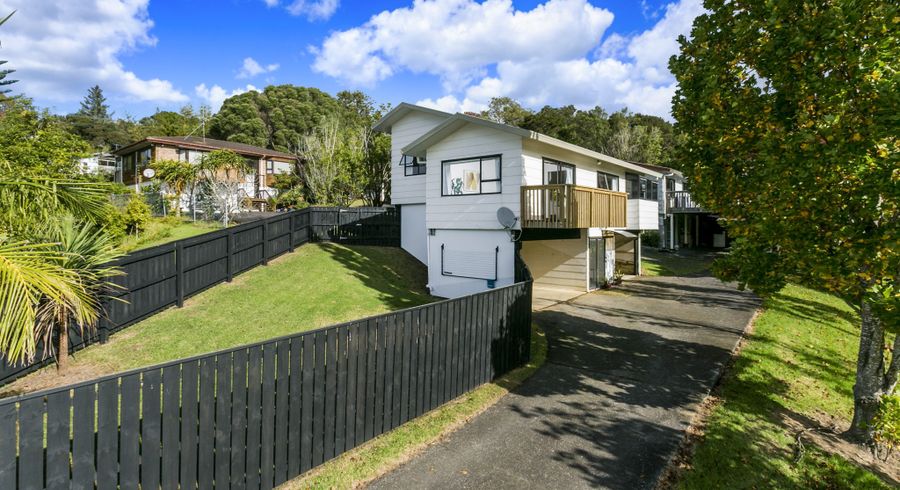  at 1/14 Greenvalley Rise, Glenfield, North Shore City, Auckland