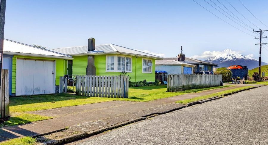  at 39 Pungarehu Road, Opunake