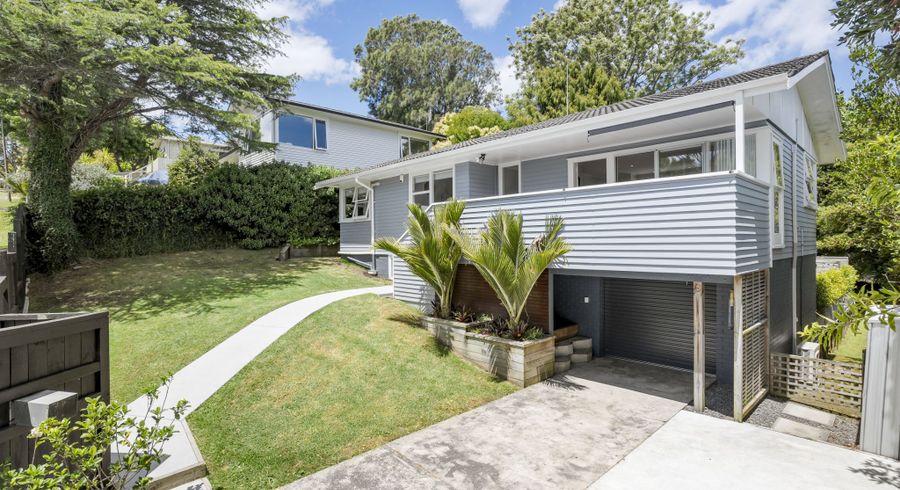  at 9 Seon Place, Birkdale, Auckland
