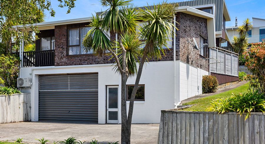  at 8 Julian Place, Westown, New Plymouth