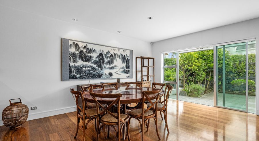  at 5/258 Hurstmere Road, Takapuna, North Shore City, Auckland