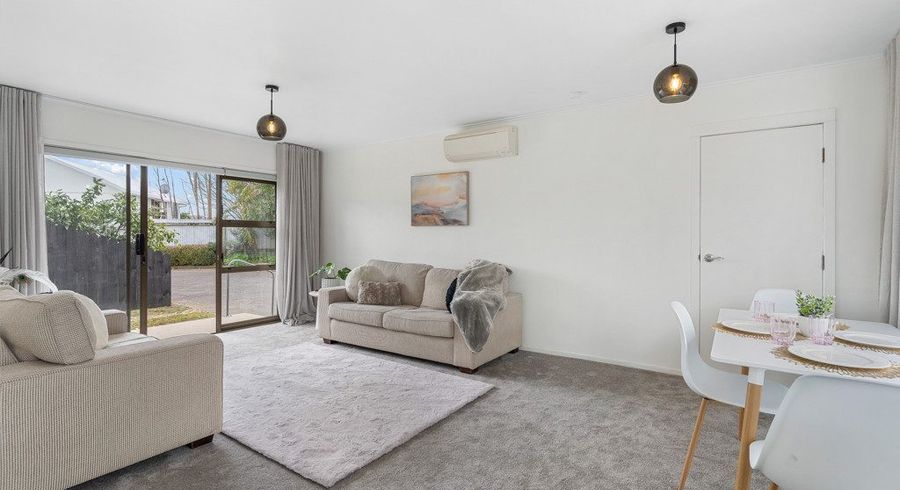  at 2/36 Trentham Road, Papakura, Papakura, Auckland