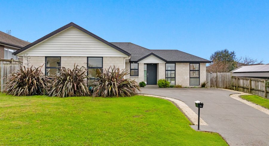  at 16 Parkgrove Crescent, Pokeno, Franklin, Auckland