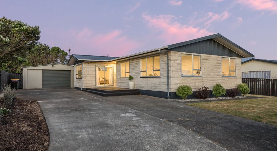  at 41 Cleat Street, Whitby, Porirua
