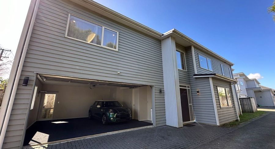  at 62a Hayr Road, Three Kings, Auckland City, Auckland