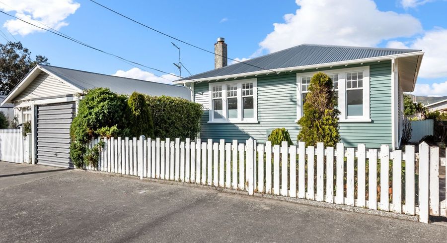  at 24 Collins Street, Petone, Lower Hutt