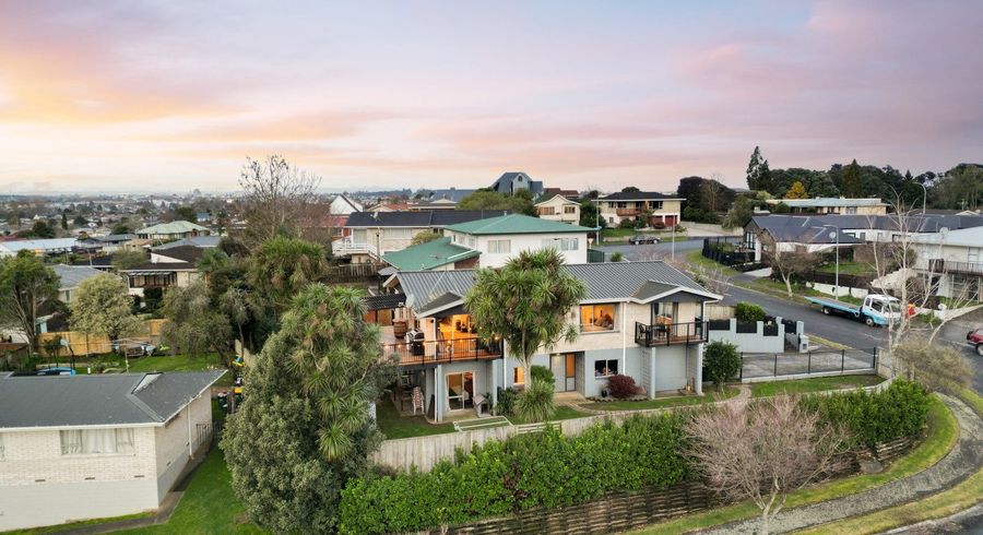  at 6 Glendale Drive, Dinsdale, Hamilton, Waikato
