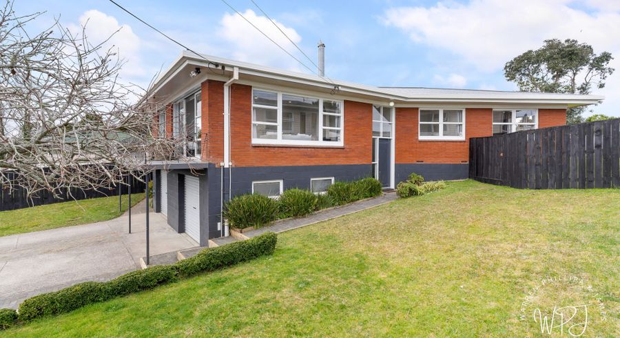  at 32 Royston Street, Rosehill, Papakura, Auckland