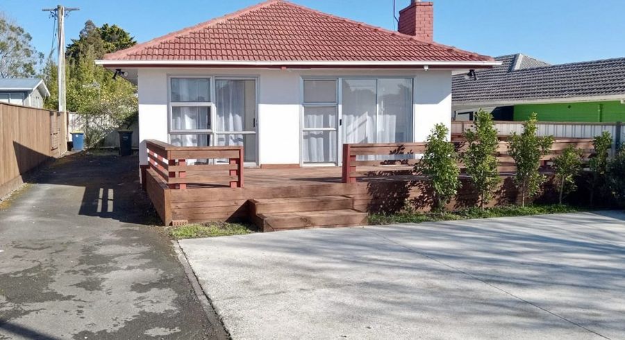  at 104 Edmonton Road, Henderson, Waitakere City, Auckland
