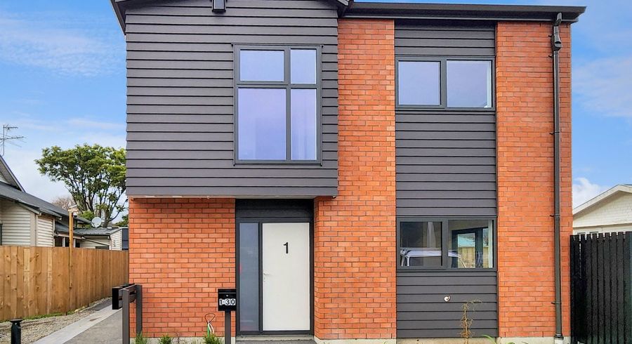  at 2/30 Granville Street, Silverstream, Upper Hutt, Wellington
