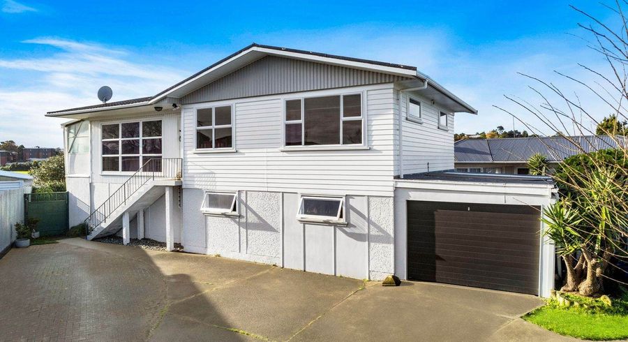  at 106 Edgewater Drive, Pakuranga, Auckland