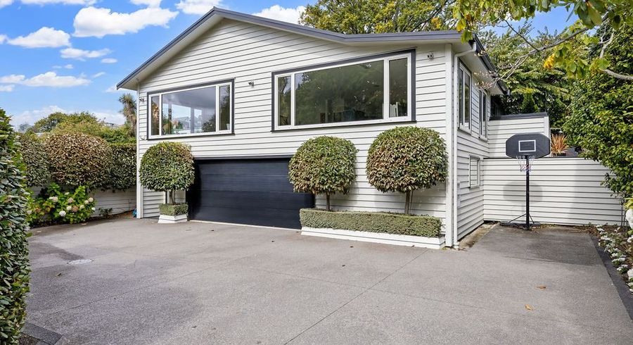  at 2 Crichton Terrace, Cashmere, Christchurch