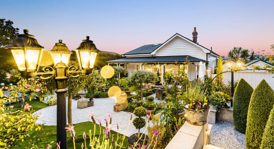  at 37 Bell Road, Remuera, Auckland