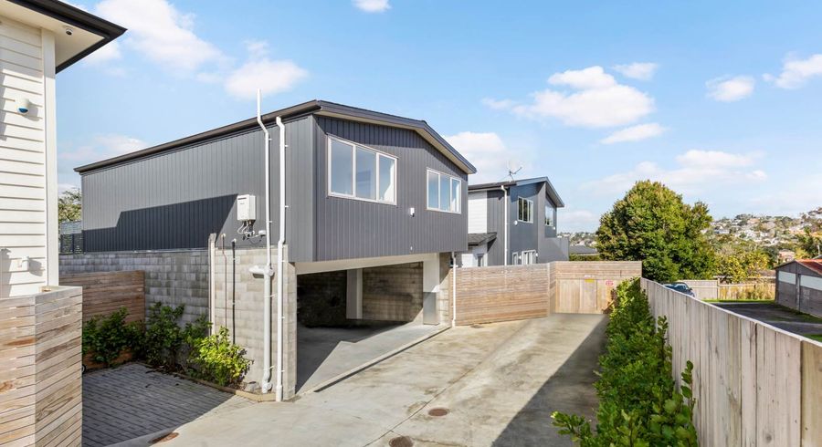  at 167D Chivalry Road, Glenfield, Auckland