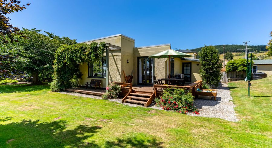  at 8 Goodwin Street, Waihola